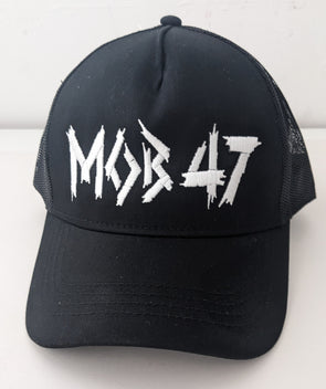 MOB 47 – logotipo bordado – gorra de camionero